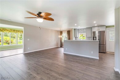 24 Williamsburg Way, Fort Myers, FL 33908 - photo 7