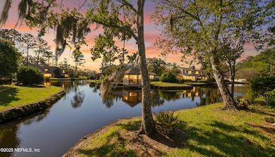 7701 Baymeadows Cir W #1061-2