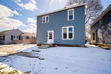 13 Clay St, Manistee, MI 49660 - photo 2