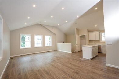 70 Simmons St, Providence, RI 02909 - photo 5
