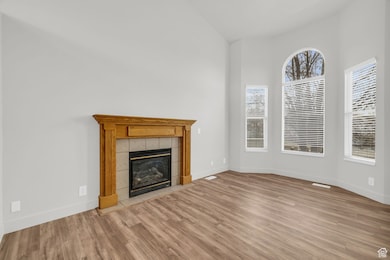 256 Bubbling Brook Ln, Draper, UT 84020 - photo 3