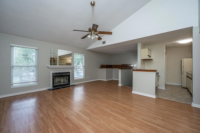 7945EdgebrookUnitG008