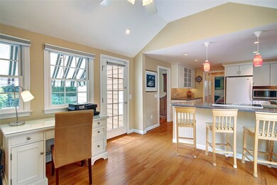 27 Salisbury Rd, Barrington, RI 02806 - photo 3