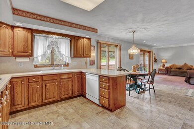 2301 Cedar Ave, Scranton, PA 18505 - photo 6