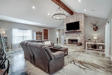 331 Kendall Cir, Weatherford, TX 76088 - photo 3