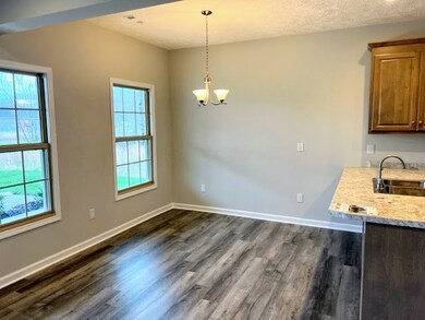 630 Forrestwood Dr, Manchester, TN 37355 - photo 2