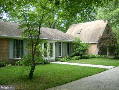 1055 Marywood Dr, Davidsonville, MD 21035 - photo 2