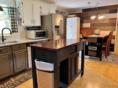 6 Fernwood Dr, Rutland, MA 01543 - photo 5