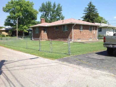 Spacious Private Lot