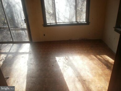 12305 Three House Place, Hughesville, MD 20637 - photo 5