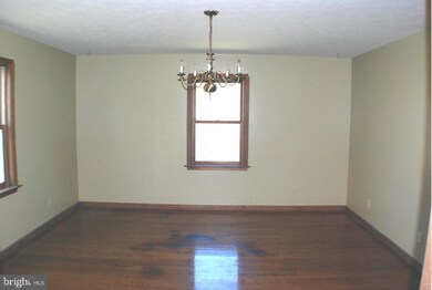 333 Riding Chapel Rd, Stephens City, VA 22655 - photo 5