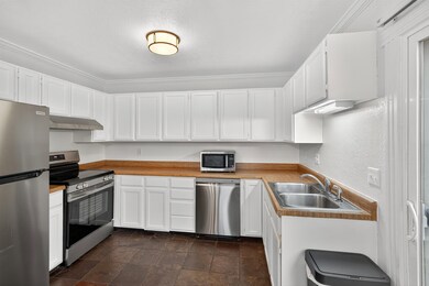 2409 W 24th Place, Rifle, CO 81650 - photo 4