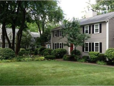 609 Washington St unit 302, Wellesley, MA 02482 - photo 3