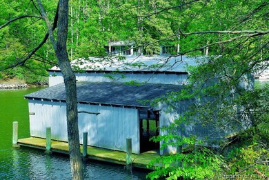 Boathouse 2