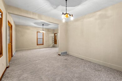 673 S Center St, Beaver Dam, WI 53916 - photo 3