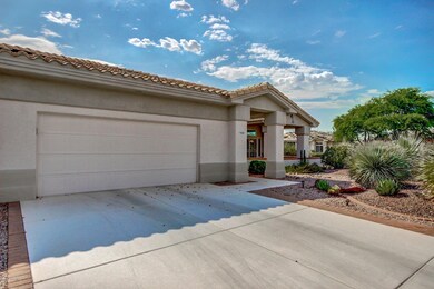 14369 N Topock 2.25 Garage