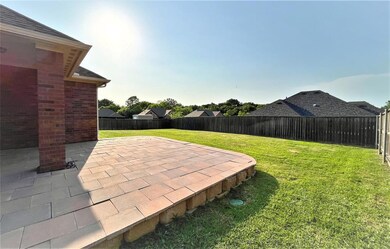 1423 Monfort Dr, Sherman, TX 75092 - photo 3