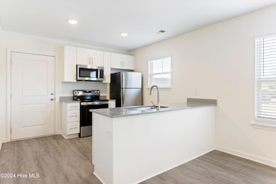 706 Taylor St unit C, Wilmington, NC 28401 - photo 3