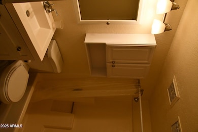 2437 E Tracy Ln unit 1, Phoenix, AZ 85032 - photo 5