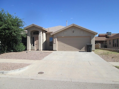 14005 Highweed Dr, El Paso, TX 79928 - photo 2