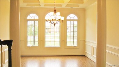 Formal Dining Room w/Coffered Ceiling
(Model P