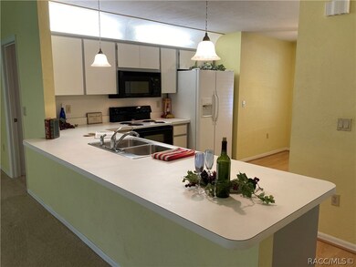 Breakfast Bar to Kitchen Area
