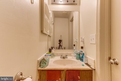 82 Sudbury Square, Sterling, VA 20164 - photo 6