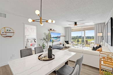 Hollybrook Golf and Tennis Club unit PH11, Pembroke Pines, FL 33025 - photo 3