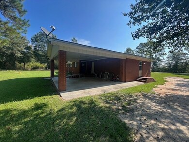 4863 Youngie Fussell Rd, Ambrose, GA 31512 - photo 2