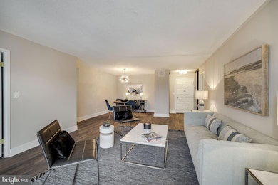 The Rotonda unit 603, McLean, VA 22102 - photo 6