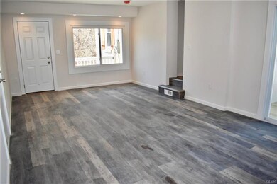 5782 Acorn Dr, Emmaus, PA 18049 - photo 3