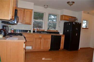 7904 Port Susan Place unit 15, Stanwood, WA 98292 - photo 4
