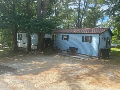 21 Edgewood Dr, Allenstown, NH 03275 - photo 3