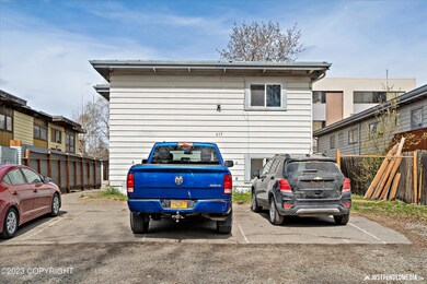 615 E 11th Ave
