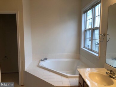 6802 Sabbarton Place, Gainesville, VA 20155 - photo 6