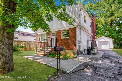 99 Acorn St, Staten Island, NY 10306 - photo 2
