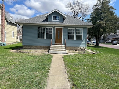 709 4th Ave, Windom, MN 56101 - photo 3