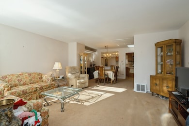 3024 W Rosemont Ave, Chicago, IL 60659 - photo 6