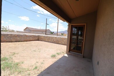 5728 Saluki Dr, El Paso, TX 79924 - photo 3