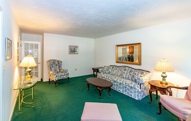 3 Camelot Cir, Dudley, MA 01571 - photo 4
