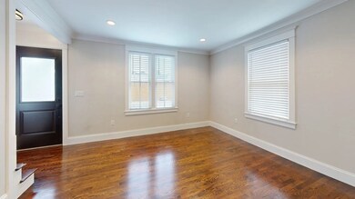 25 Pearl St unit 25, Newton, MA 02458 - photo 4