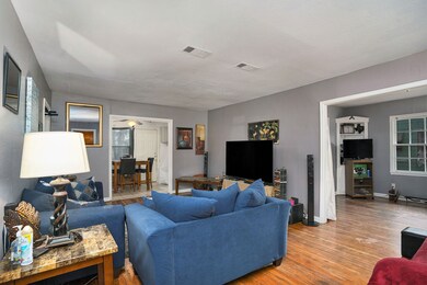 5028 Winnetka St, Houston, TX 77021 - photo 3