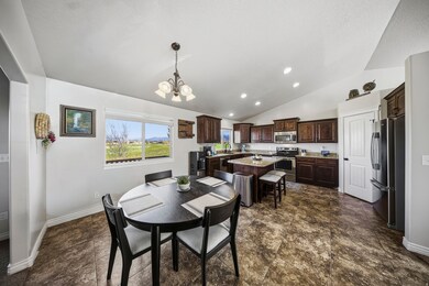 3478 Brookshire Dr, Syracuse, UT 84075 - photo 7