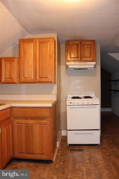 9 W Cedar Ave, Oaklyn, NJ 08107 - photo 5