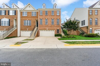 42705 Newcomer Terrace, Chantilly, VA 20152 - photo 2
