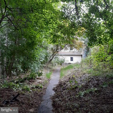 861 863 W Pine St, Ranshaw, PA 17866 - photo 5