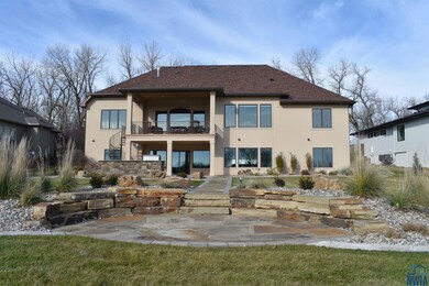 858 E Sawgrass Trail, Dakota Dunes, SD 57049 - photo 4