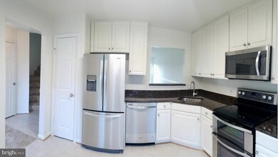 9648 Bedder Stone Place, Bristow, VA 20136 - photo 5