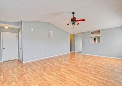 2103 Bridlewood Dr, Franklin, IN 46131 - photo 2