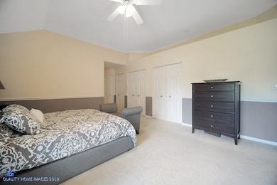 1950 Peach Tree Ln, Algonquin, IL 60102 - photo 3